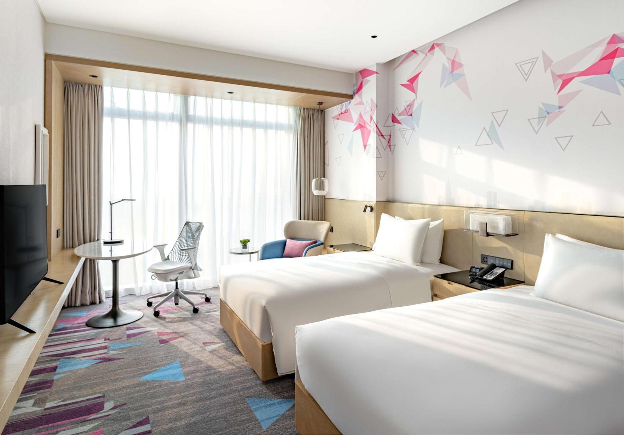 Hilton Garden Inn Shenzhen World Exhibition & Convention Center Esterno foto