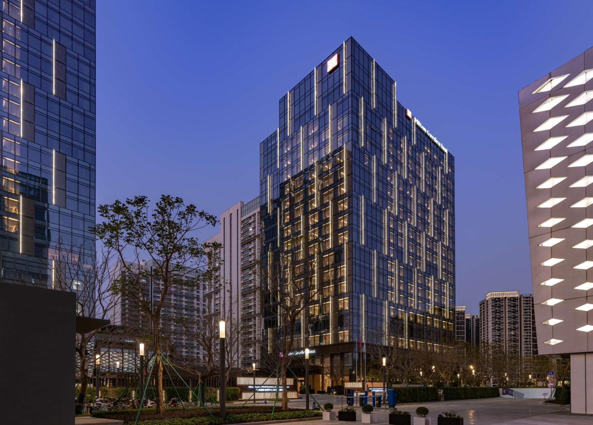 Hilton Garden Inn Shenzhen World Exhibition & Convention Center Esterno foto